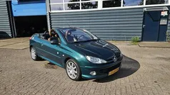 Gebruikt 2003 Peugeot 206 CC Roland Garros Cabriolet | € 1.499 (Eerlijke prijs)