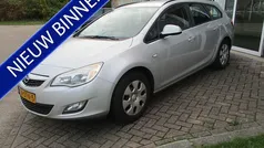 Zilver (metallic) Gebruikt 2011 Opel Astra Edition Stationwagen | € 2.460 (Eerlijke prijs)