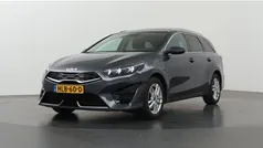 Grijs Gebruikt 2022 Kia Ceed Stationwagen | € 24.730 (Eerlijke prijs)