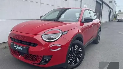 Occasion Fiat 600 Red 114 kW (156 PK) 2023 Rood Stationwagen