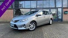 Grijs Gebruikt 2015 Toyota Auris Touring Sports Trend Stationwagen | € 13.450 (Goede deal)