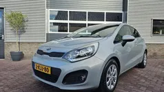 Beige Gebruikt 2013 Kia Rio Plus Hatchback | € 5.900 (Eerlijke prijs)