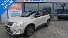 Gebruikt 2018 Suzuki Vitara SUV | € 17.690 (Eerlijke prijs)