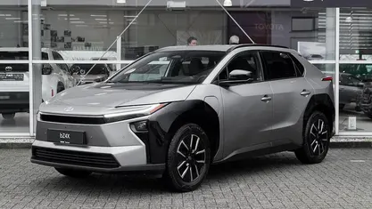 Nieuw Toyota bZ4X 11 kW (15 PK) 2025 Grijs SUV
