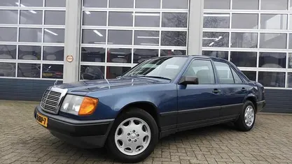 Gebruikt 1986 Mercedes E300 Sedan | € 9.950