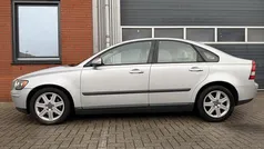 Grijs (metallic) Gebruikt 2004 Volvo S40 Sedan | € 2.750 (Goede deal)