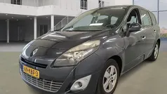 Gebruikt 2009 Renault Grand Scénic III Dynamique MPV | € 2.350 (Eerlijke prijs)