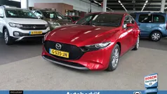Rood, metallic lak Gebruikt 2019 Mazda 3 Comfort Hatchback | € 20.450 (Eerlijke prijs)