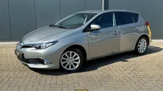 Grijs Gebruikt 2016 Toyota Auris Hatchback | € 11.440 (Goede deal)