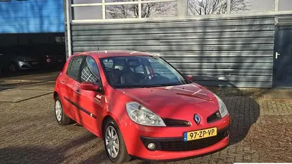 Occasion Renault Clio II Dynamique 101 PK (74 kW) 2008 Hatchback