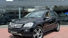 Zwart Gebruikt 2005 Mercedes 350 SUV | € 9.940 (Eerlijke prijs)