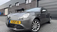 Grijs Gebruikt 2015 Alfa Romeo Giulietta Impression Hatchback | € 9.999 (Super prijs)