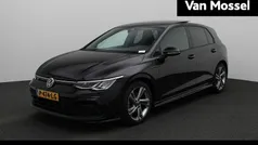 Gebruikt 2022 VW Golf VIII Business+ Hatchback | € 27.700 (Eerlijke prijs)