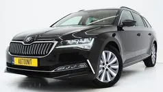 Bruin Gebruikt 2021 Skoda Superb Business Line Stationwagen | € 24.840 (Eerlijke prijs)
