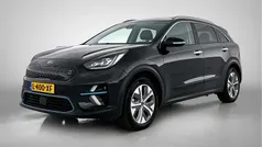 Zwart Gebruikt 2021 Kia e-Niro 3 SUV | € 24.695 (Goede deal)