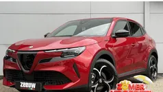 Gebruikt 2025 Alfa Romeo Junior Edizione Speciale SUV | € 38.900 (Eerlijke prijs)
