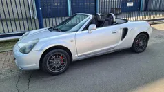 Grijs Gebruikt 2000 Toyota MR2 Sport Cabriolet | € 7.950 (Eerlijke prijs)