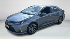 Grijs Gebruikt 2021 Toyota Corolla Sedan | € 21.945 (Goede deal)