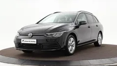 Zwart Gebruikt 2023 VW Golf VIII Life Stationwagen | € 26.940 (Eerlijke prijs)