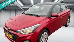 Rood (metallic) Gebruikt 2019 Hyundai i20 Comfort Hatchback | € 12.495 (Eerlijke prijs)