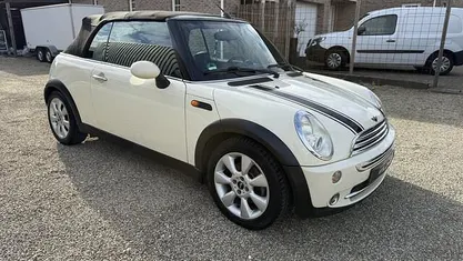 Wit Gebruikt 2007 Mini One Cabriolet Pepper Cabriolet | € 5.350 (Eerlijke prijs)