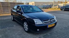 Zwart Gebruikt 2004 Opel Vectra Elegance Sedan | € 1.500 (Eerlijke prijs)