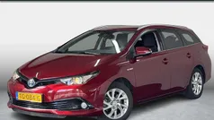 Gebruikt 2018 Toyota Auris Hybrid Plus Stationwagen | € 18.450 (Eerlijke prijs)