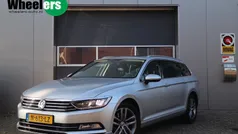 Grijs Gebruikt 2015 VW Passat Highline Stationwagen | € 13.995 (Eerlijke prijs)