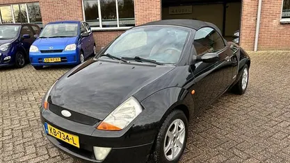 Occasion Ford StreetKa 95 PK (69 kW) 2005 Zwart Cabriolet