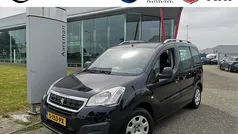 Zwart Gebruikt 2017 Citroën Berlingo PureTech MPV | € 10.450 (Eerlijke prijs)