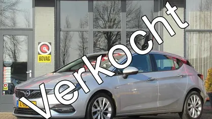 Zilver Occasion 2020 Opel Astra Elegance Hatchback | € 9.900 (Goede deal)