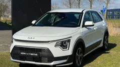 Wit Gebruikt 2022 Kia Niro Comfort SUV | € 26.945 (Eerlijke prijs)