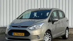 Grijs Gebruikt 2014 Ford B-MAX Titanium MPV | € 5.999 (Super prijs)