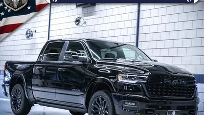 Zwart Gebruikt 2024 Dodge Ram Limited Pickup | € 84.950 (Eerlijke prijs)