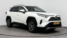 Wit Gebruikt 2022 Toyota RAV4 Hybrid Style SUV | € 39.999 (Eerlijke prijs)