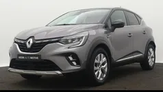 Twotone gris casiopée / noir Gebruikt 2021 Renault Captur Intens SUV | € 18.445 (Eerlijke prijs)