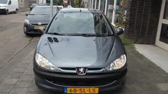 Grijs Gebruikt 2006 Peugeot 206 Hatchback | € 1.995 (Eerlijke prijs)