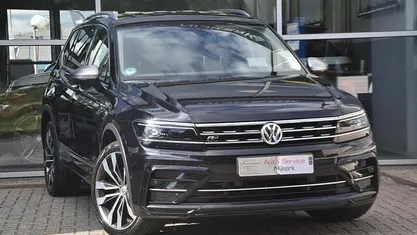Zwart Occasion 2018 VW Tiguan Allspace Highline SUV | € 26.495 (Goede deal)