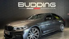 Grijs Gebruikt 2019 BMW 520 Comfort Edition Sedan | € 27.950 (Eerlijke prijs)
