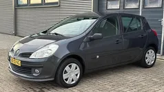 Gebruikt 2008 Renault Clio II Hatchback | € 2.149 (Eerlijke prijs)
