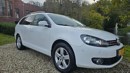 Wit Gebruikt 2011 VW Golf Highline Stationwagen | € 5.499 (Goede deal)