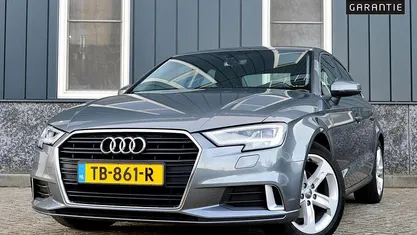 Occasion Audi A3 Sport 116 PK (85 kW) 2018 Grijs, metallic lak Sedan