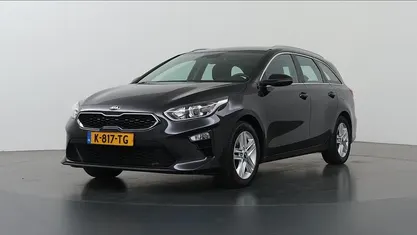 Gebruikt 2021 Kia Ceed Hatchback | € 15.935 (Eerlijke prijs)
