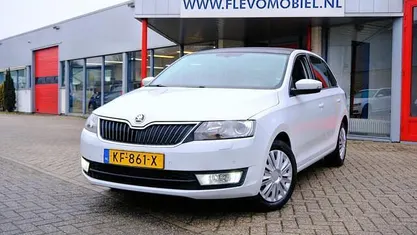 Occasion 2016 Skoda Rapid Joy Hatchback | € 9.350 (Eerlijke prijs)