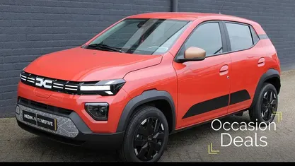 Occasion Dacia Spring Extreme 47 kW (65 PK) 2024 Rood Hatchback
