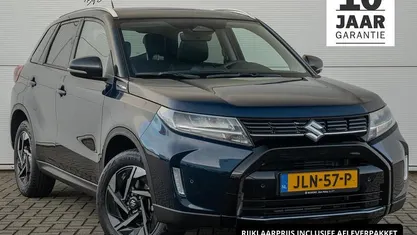 Gebruikt 2025 Suzuki Vitara Style SUV | € 30.950 (Eerlijke prijs)