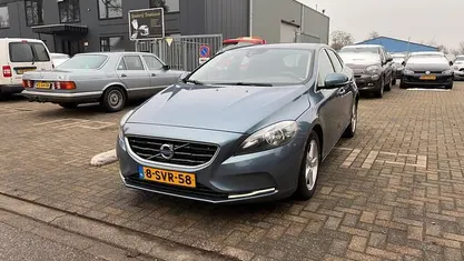 Occasion 2013 Volvo V40 Momentum Hatchback | € 5.495 (Eerlijke prijs)