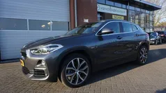Grijs, metallic lak Gebruikt 2018 BMW X2 Executive SUV | € 22.745 (Goede deal)