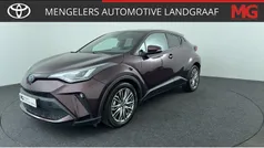 Gebruikt 2023 Toyota C-HR Executive SUV | € 29.450 (Eerlijke prijs)