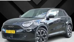 Zwart Gebruikt 2024 Fiat 600 La Prima SUV | € 29.995 (Eerlijke prijs)